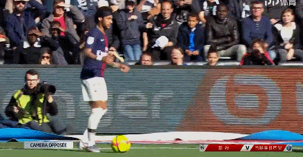 灰熊全队投篮命中率高达50%，但15次失误比马刺多了9次