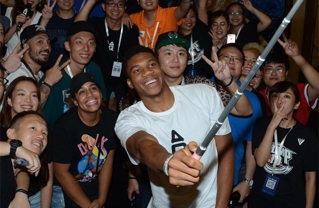 德尚：对接下来的比赛有了一些答案；防守端的储备同样重要（德尚：对后续比赛已有思路，防守厚度同样关键）