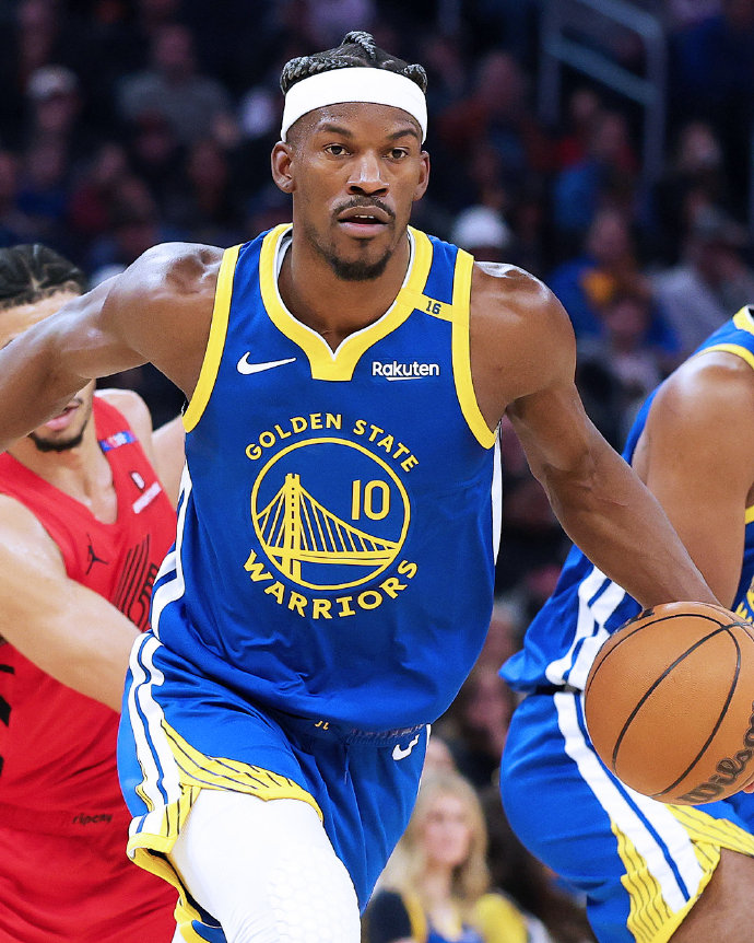 TA：利马的恢复过程十分艰难，但阿莫林一直默默给他支持（TA：利马复出之路艰难，阿莫林始终默默相助）