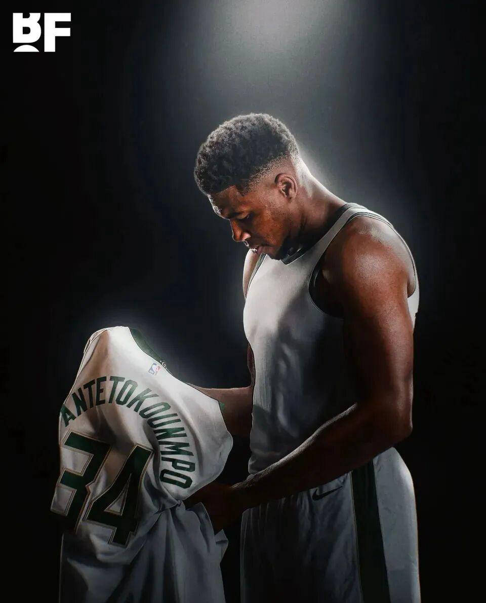 ATP总决赛四强出3席！阿卡年终第一+小组头名，穆塞蒂终结16连败（ATP总决赛三席四强诞生：阿卡锁定年终第一兼小组第一，穆塞蒂终结16连败）