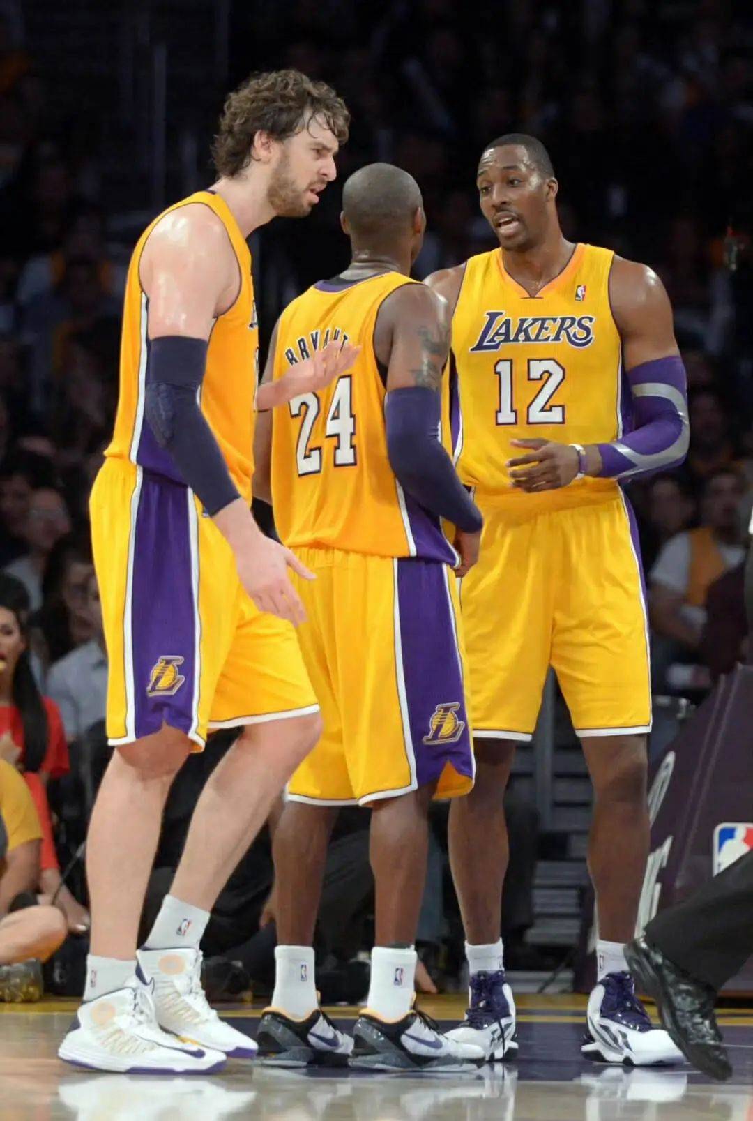 巴黎圣日耳曼姆巴佩连续两场破门（巴黎圣日耳曼：姆巴佩连场破门）