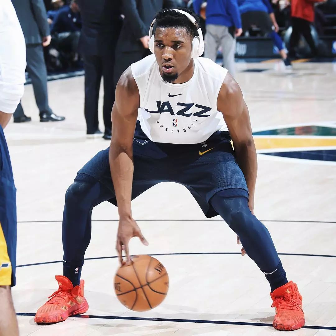 马德兴：中国足球管理组织没上道，没有协调好内卷和外战矛盾（马德兴：中国足球管理层治理失当，未妥善协调内卷与外战之间的矛盾）