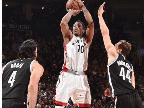 场上崭露头 场上崭露头